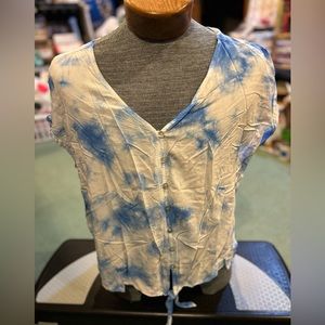 Jane and Delancey tie dye shirt